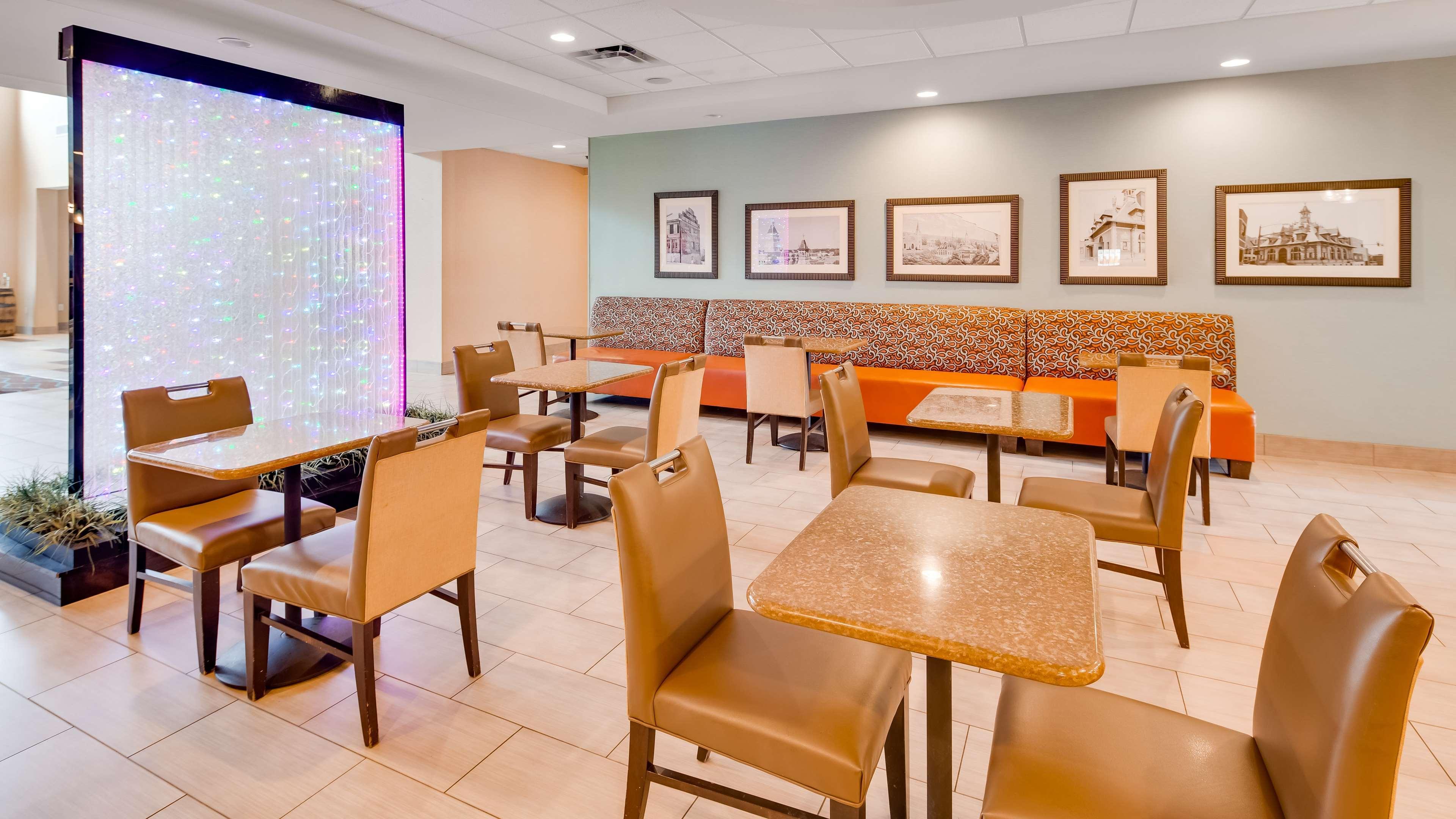 Best Western Plus Atrium Inn&Suites Clarksville Exterior foto