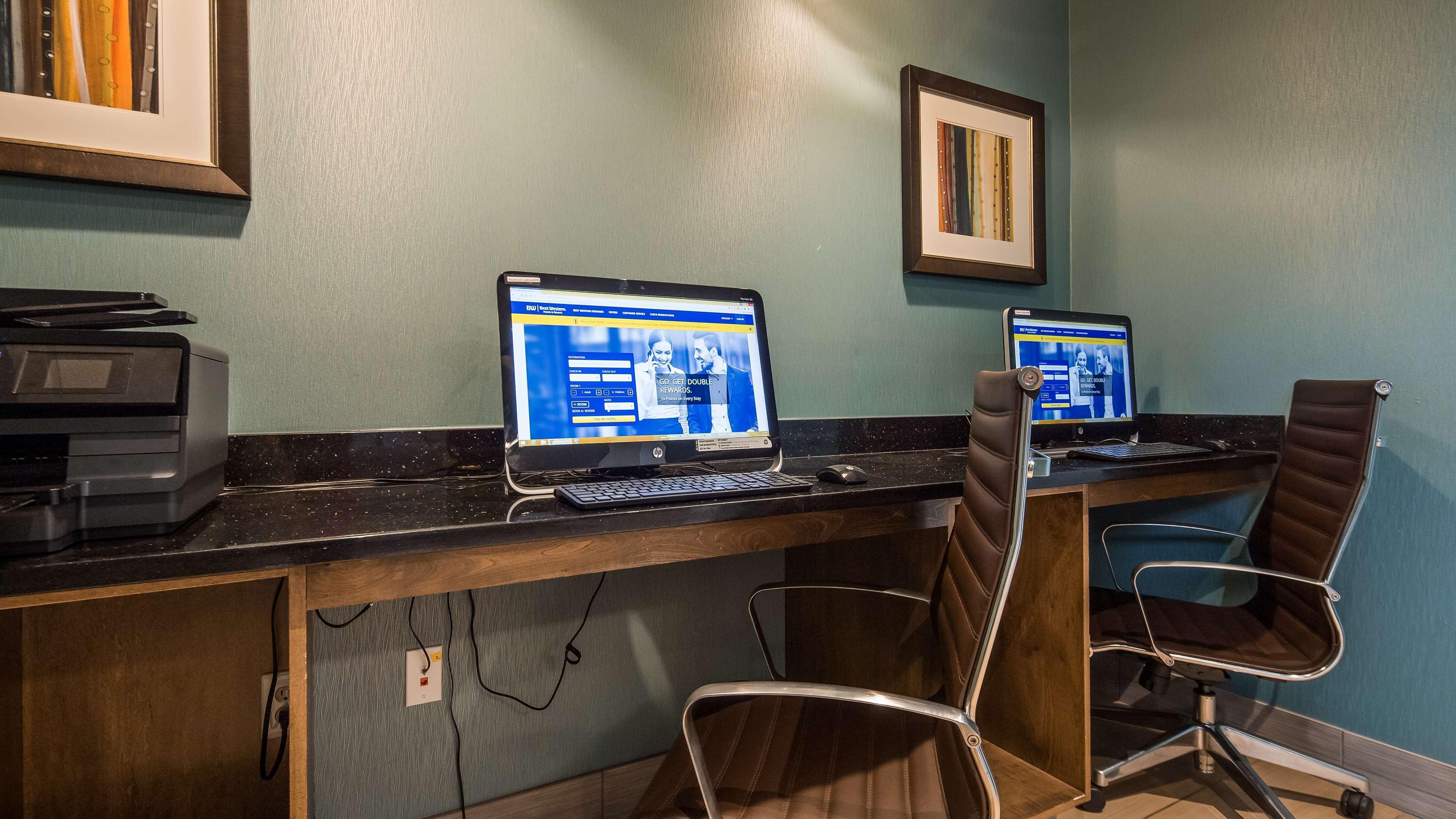Best Western Plus Atrium Inn&Suites Clarksville Exterior foto