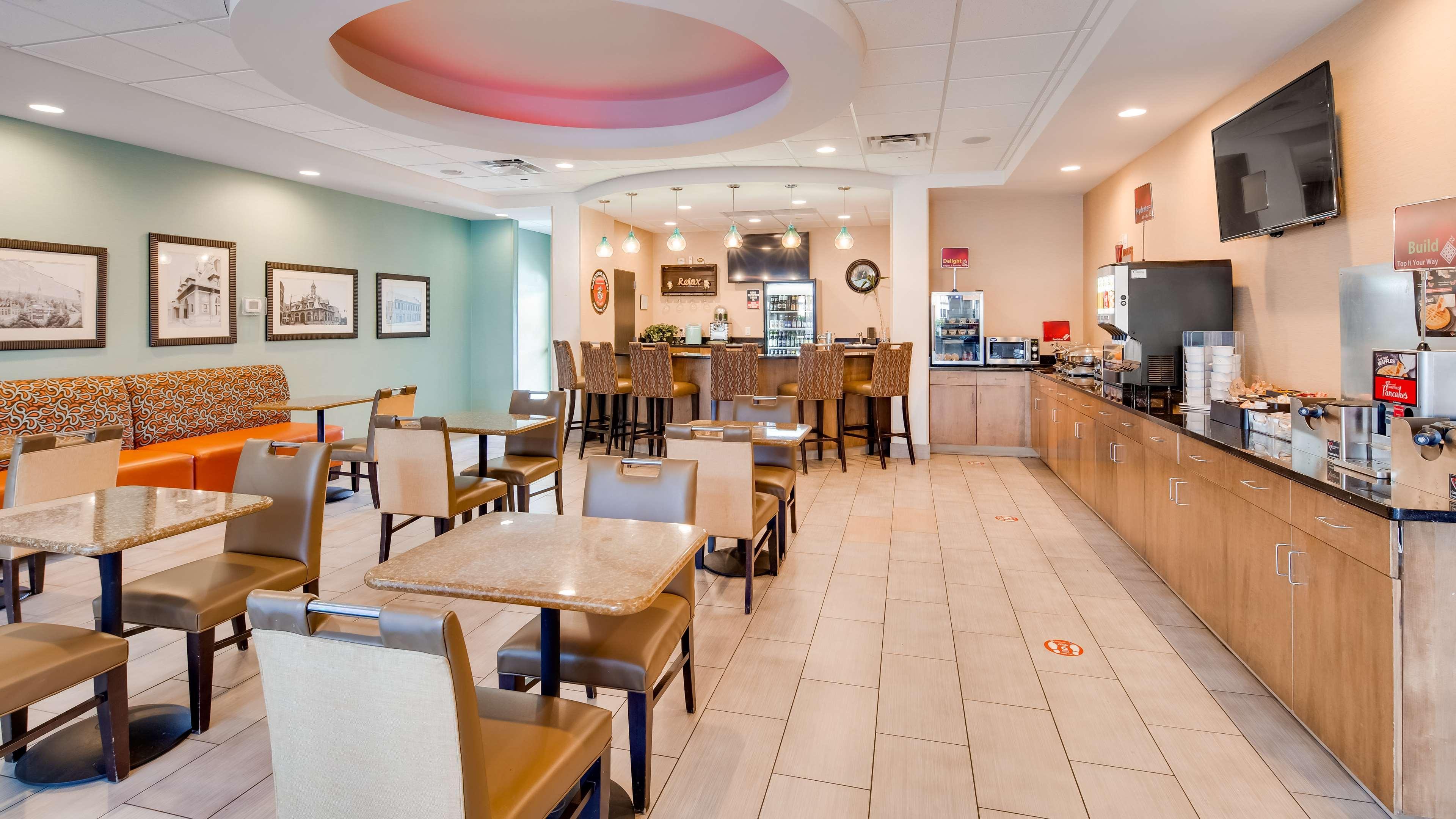 Best Western Plus Atrium Inn&Suites Clarksville Exterior foto